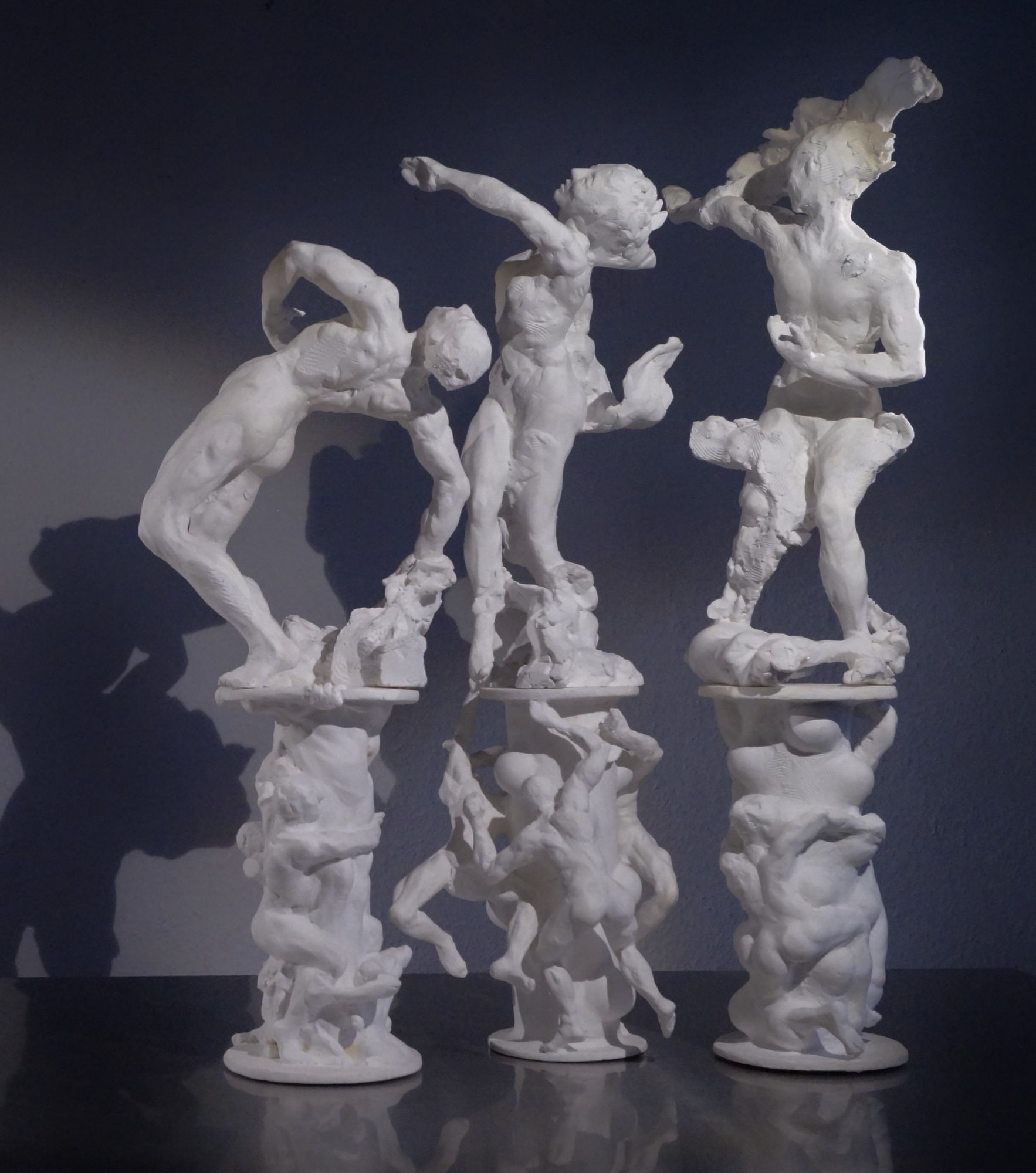 Fré Ilgen, Angle Dance, 3 sculptures, Study for bronze, 2020-2021, each c H 65 cm, H2ft